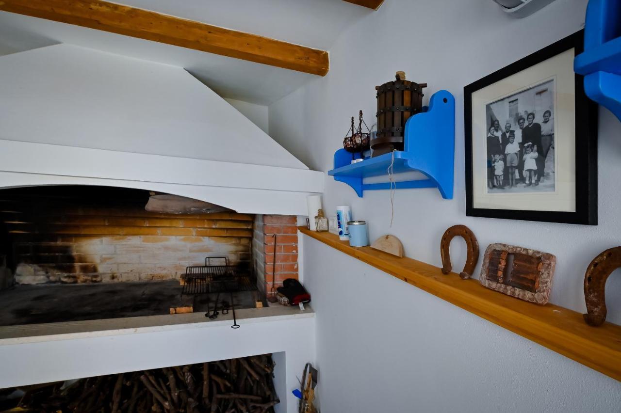 Apartman Festini Pag Pag Town Exteriör bild